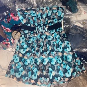 🛍️🤩🔥HOT SALE ALERT🔥 ENDS 11/12 🆕👗C.Luce Strapless Floral Mini Dress✨